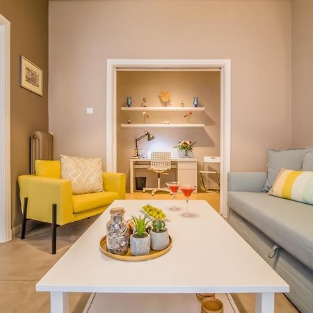 Glyfada'S Central Apartment Athene Buitenkant foto